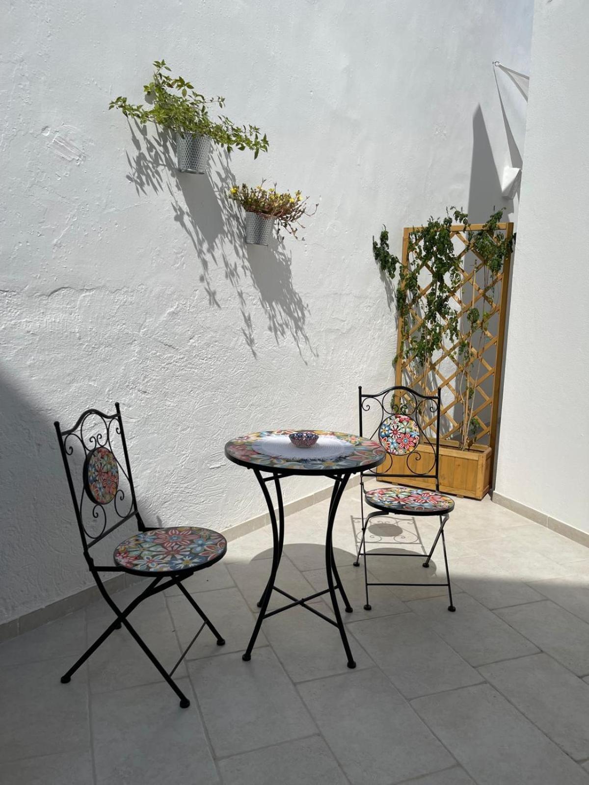 Hotel Cortile Carducci Racale Exterior foto